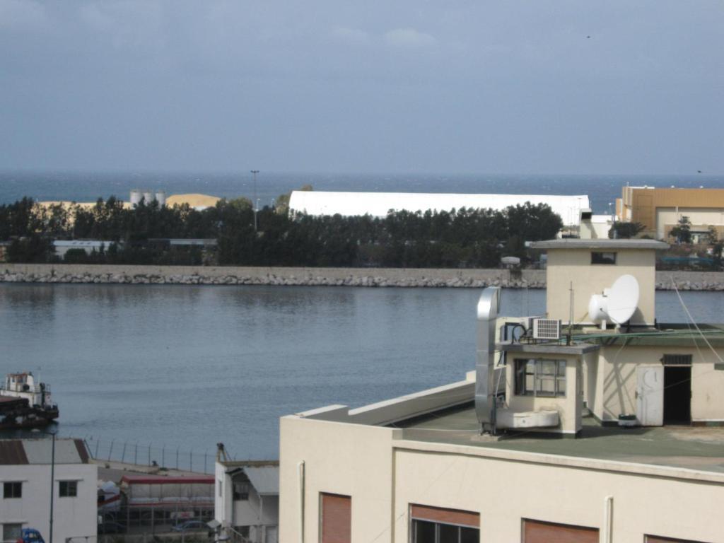 Talal Hotel Beirut Exterior foto